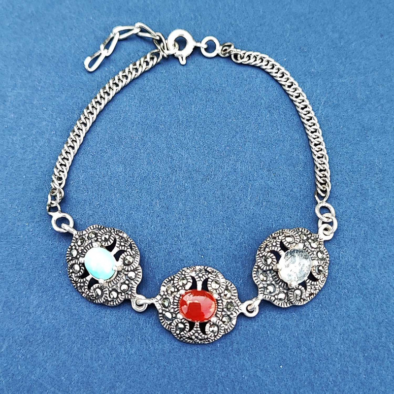 دستبند نقره زنانه مدل سه جواهری کد HW8043