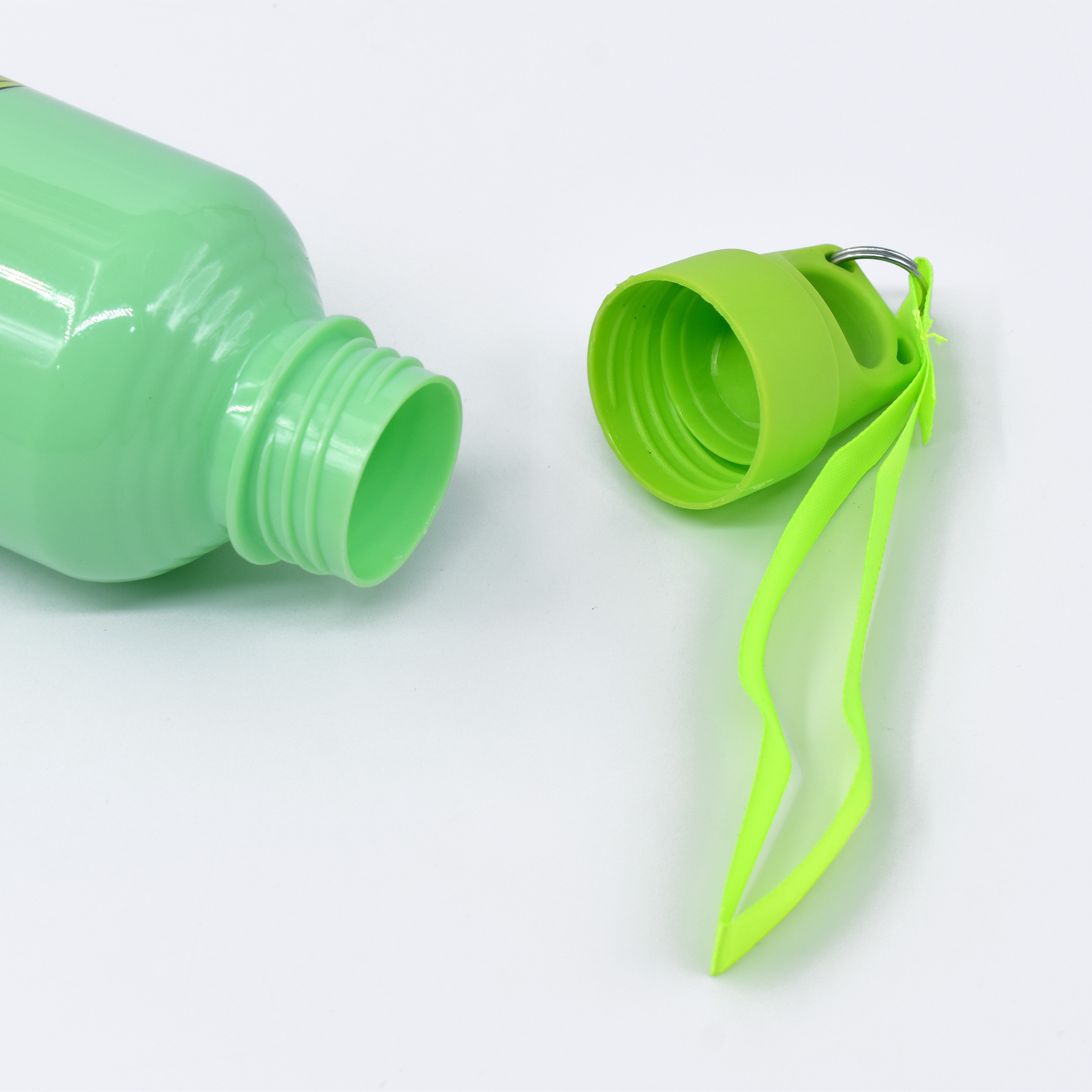 قمقمه کودک مدل باب اسفنجی گنجایش 0.45 لیتر