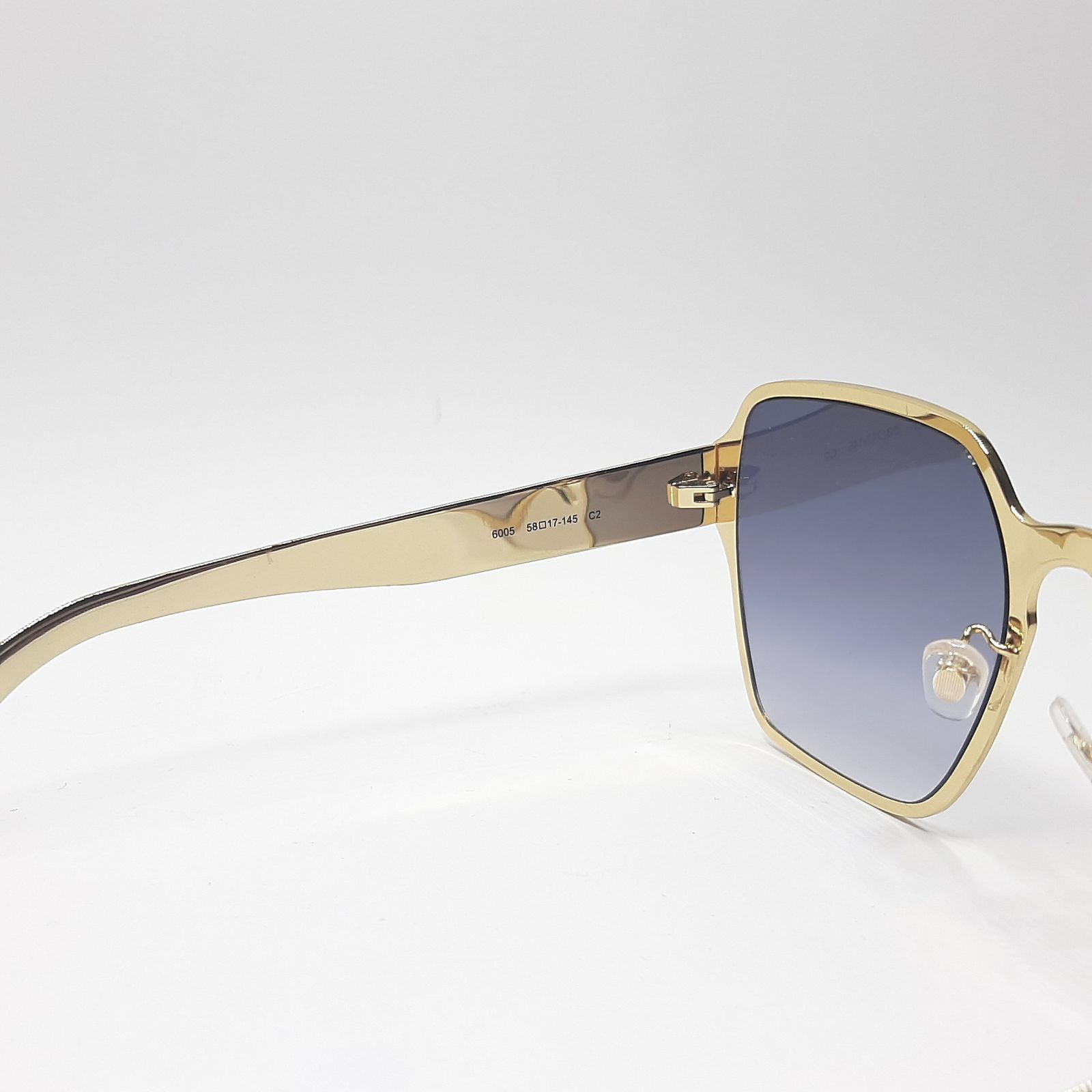 عینک آفتابی فندی مدل FD6005c2 -  - 7
