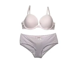 ست شورت و سوتین زنانه اسمارا مدل  st06