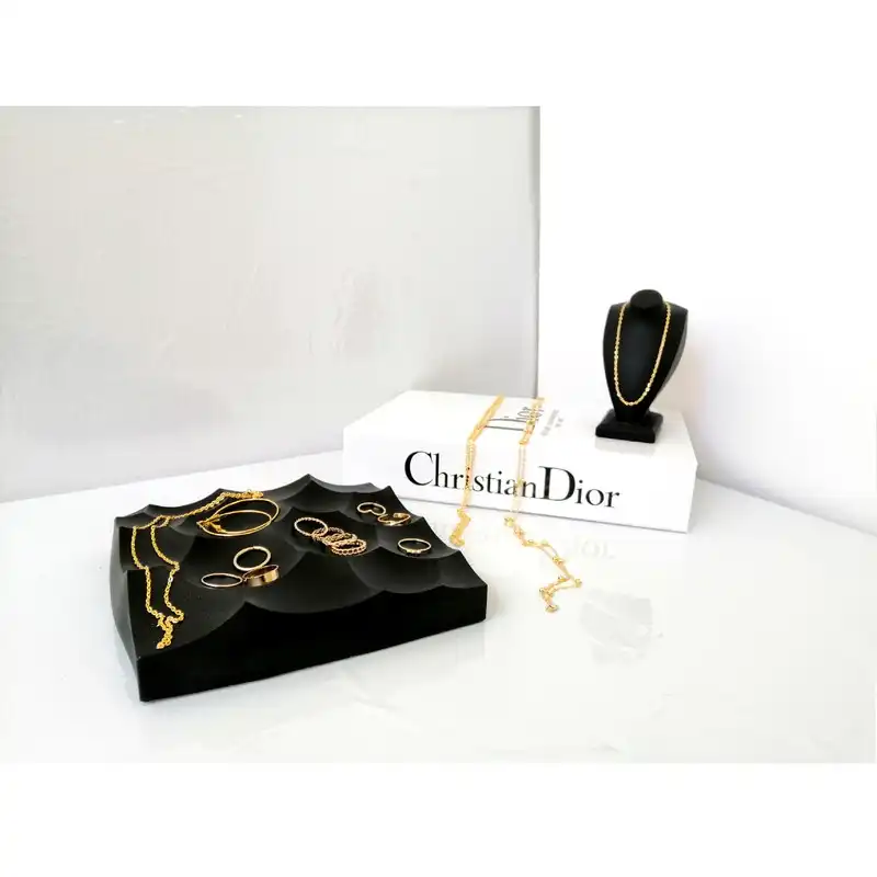 استند جواهرات مدل کندو عسل