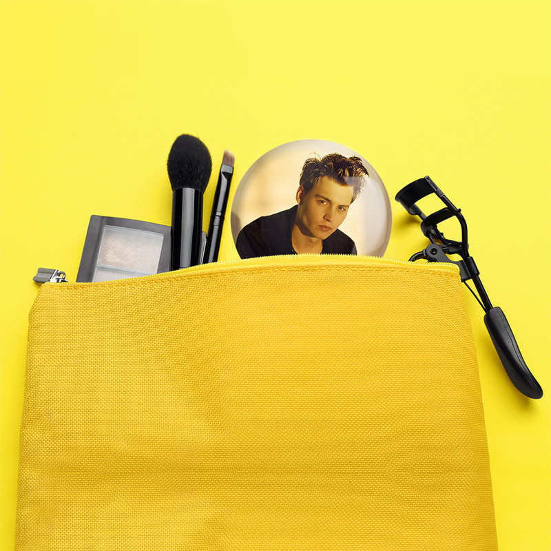 آینه جیبی خندالو مدل جانی دپ Johnny Depp  کد 3293