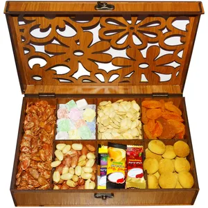 پک هدیه آجیل و شیرینی بازار دهکده - 1000 گرم