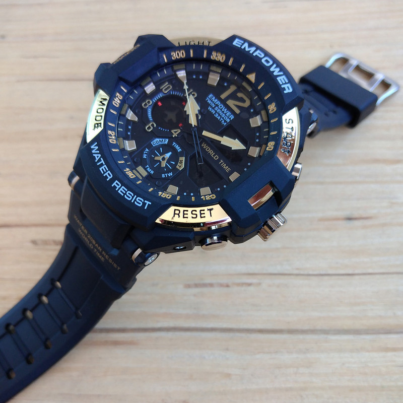 ساعت مچی عقربهای مردانه امپاور مدل دوزمانه کد 1203 ساعت مچی عقربهای مردانه امپاور مدل دوزمانه کد 1203