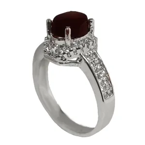 انگشتر نقره زنانه مدل عقیق یمن کد YW4069