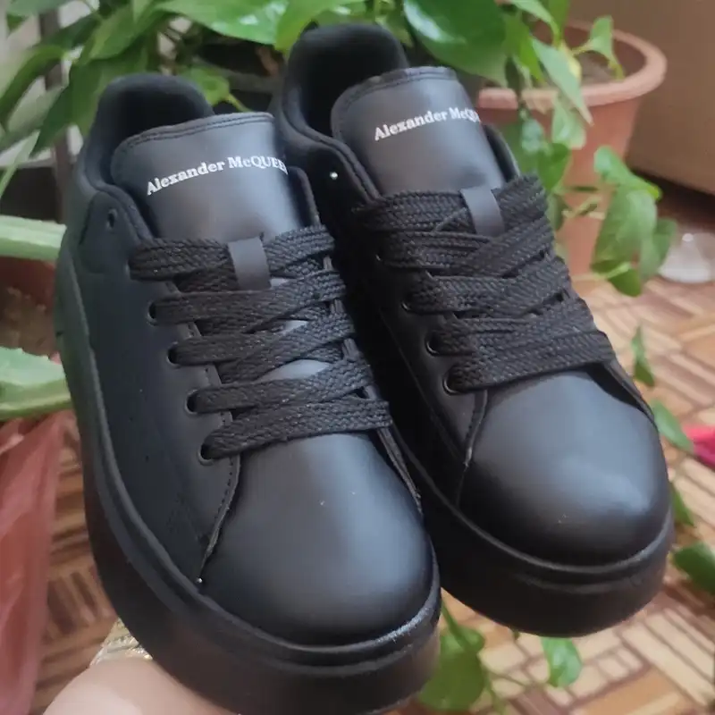 کفش روزمره زنانه مدل کوئین