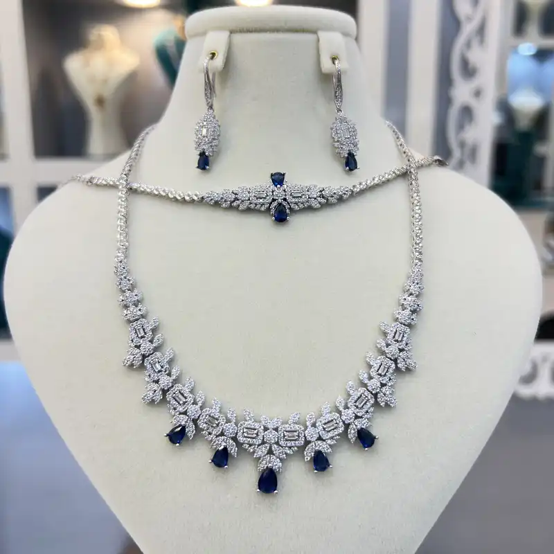 ست نقره زنانه مدل سوپر لوکس جواهری مزین به روکش طلای 5-450