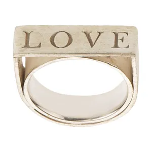 انگشتر نقره زنانه مدل Love