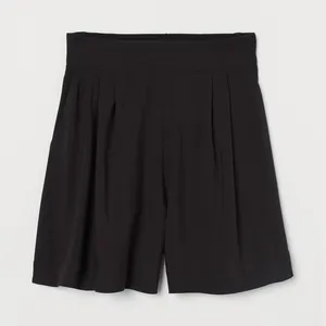 شلوارک زنانه اچ اند ام مدل 0817472001