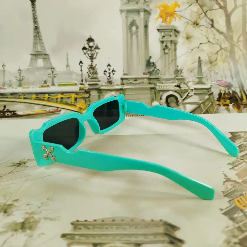 عینک آفتابی بچگانه مدل CH4 کد GR