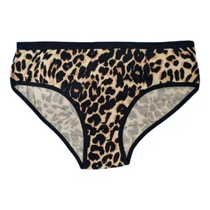 شورت زنانه مدل PGT