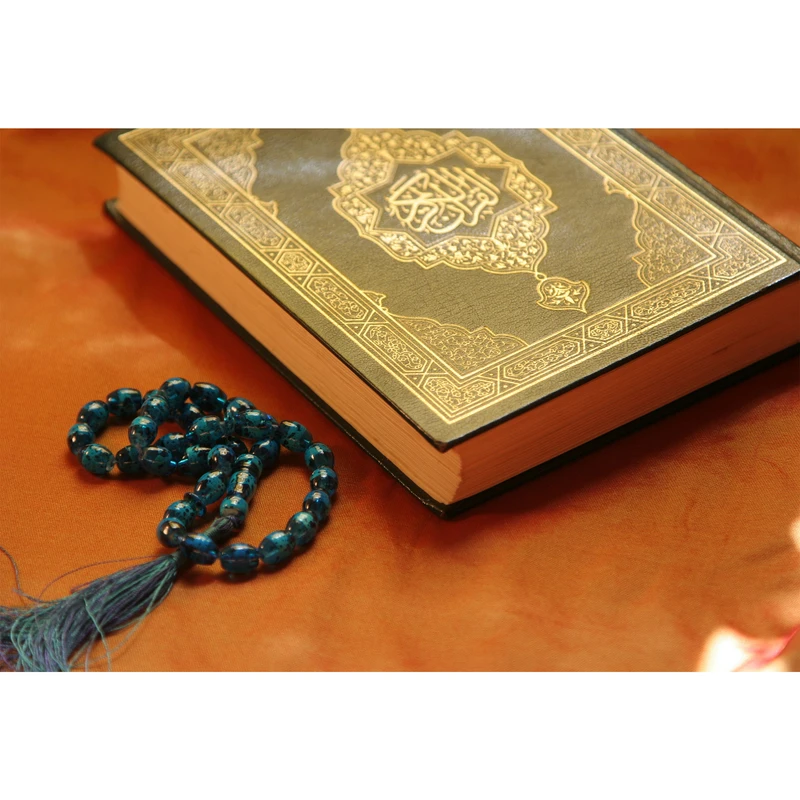 تابلو شاسی مدل قرآن و تسبیح T6948