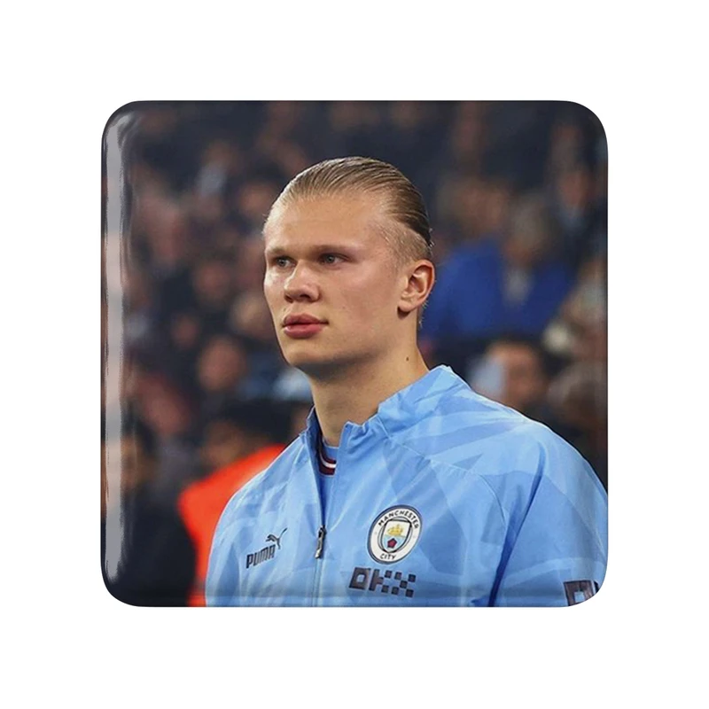 پیکسل خندالو طرح ارلینگ هالند (Erling Haaland) مدل مربعی کد 36386