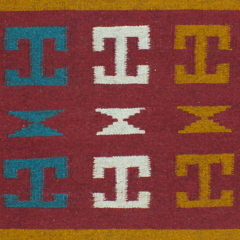 گلیم دستبافت یک متری مدل پادری کد J1643