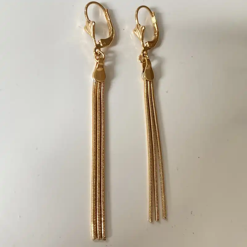 گوشواره زنانه ژوپینگ مدل ریش ریشی