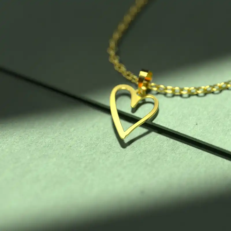 گردنبند طلا 18 عیار زنانه مدوپد مدل قلب کد E2-1-1197