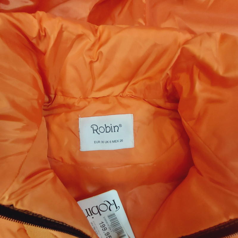 پافر زنانه رابین مدل کلاهدار