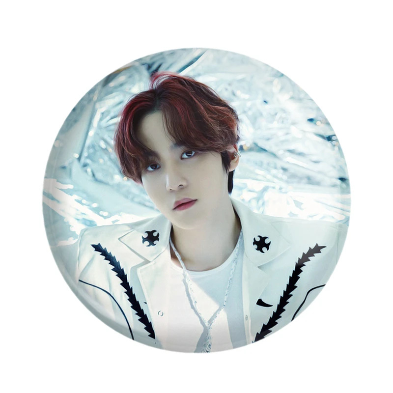 مگنت خندالو مدل یونهو گروه ایتیز ATEEZ  کد 21216