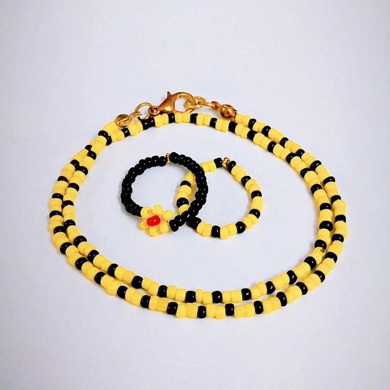 نیم ست دخترانه مدل زنبوری 01 نیم ست دخترانه مدل زنبوری 01