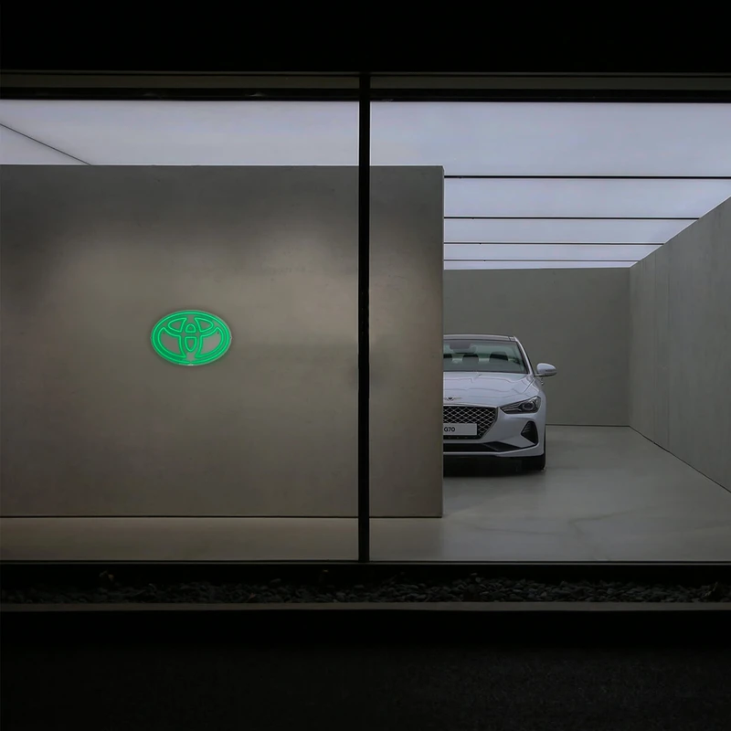 چراغ دیواری نئون دیزاین طرح Toyota-Logo-GL_GR