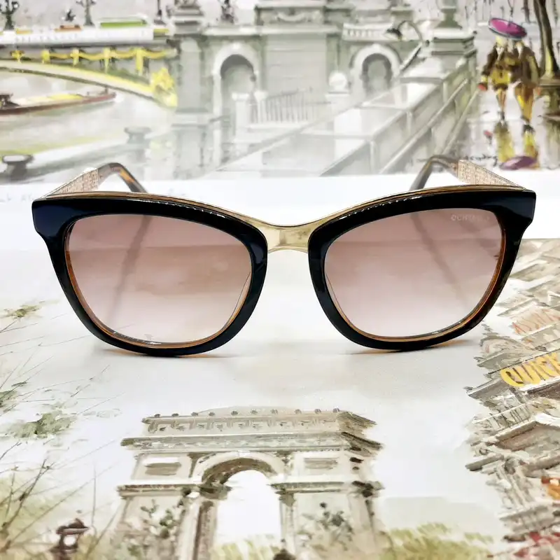 عینک آفتابی زنانه  مدل CH5565c501s8