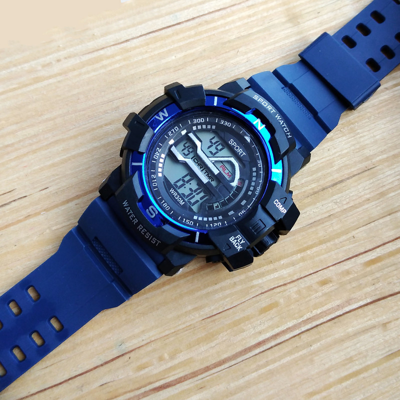 ساعت مچی دیجیتال پسرانه مدل FLY BACK