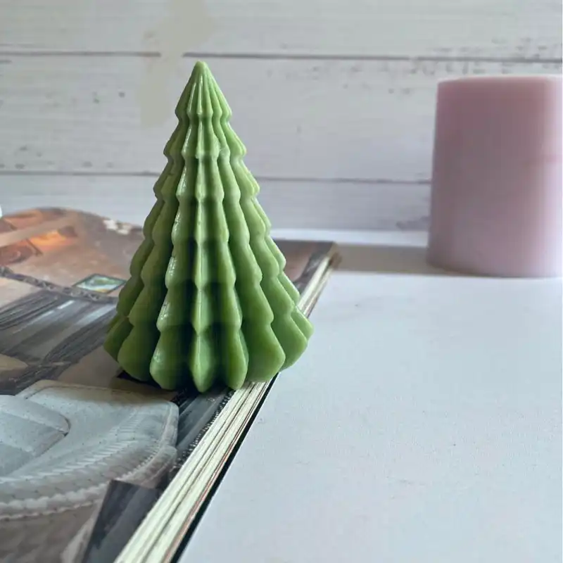 قالب شمع مدل کاج سوزنی