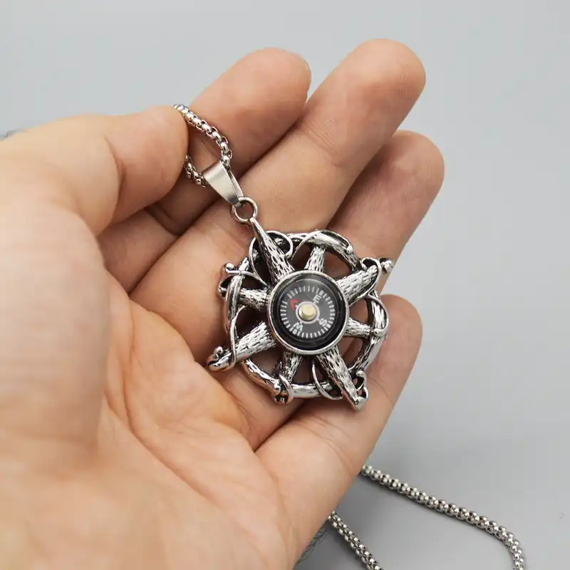 گردنبند مدل قطب نما کد Vrghtb52