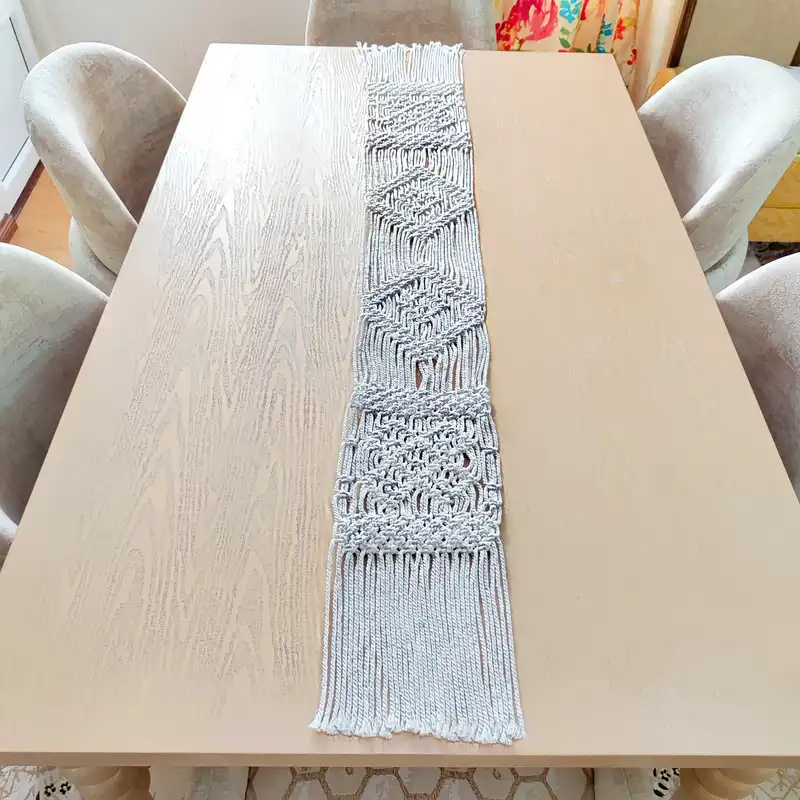 رومیزی بافتنی مدل مکرومه کد MacHang824