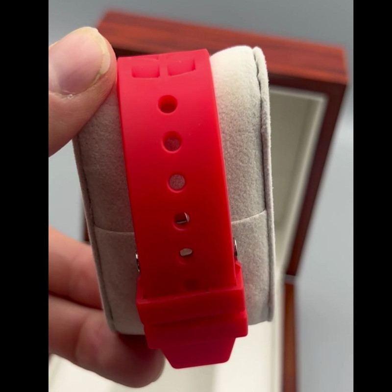 ساعت مچی عقربه‌ای مردانه مدل ریچارد 04