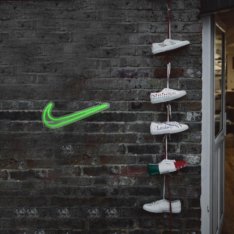 چراغ دیواری نئون دیزاین طرح Nike_GR
