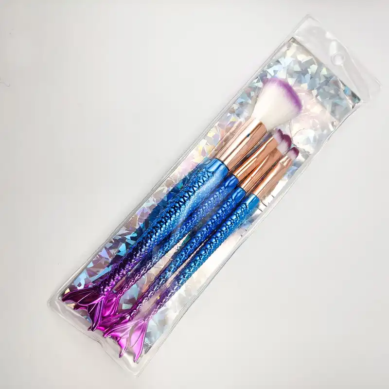 ست برس آرایشی مدل ماهی مجموعه 4 عددی