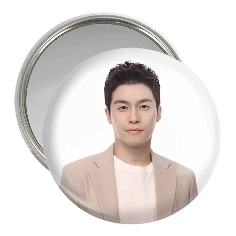 آینه جیبی خندالو مدل جائه وون گروه H.O.T  کد 12285