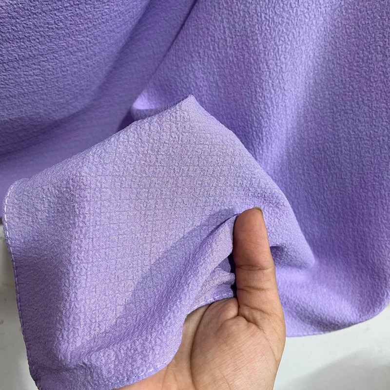 شال زنانه مدل نخی زمینه بیسکویتی