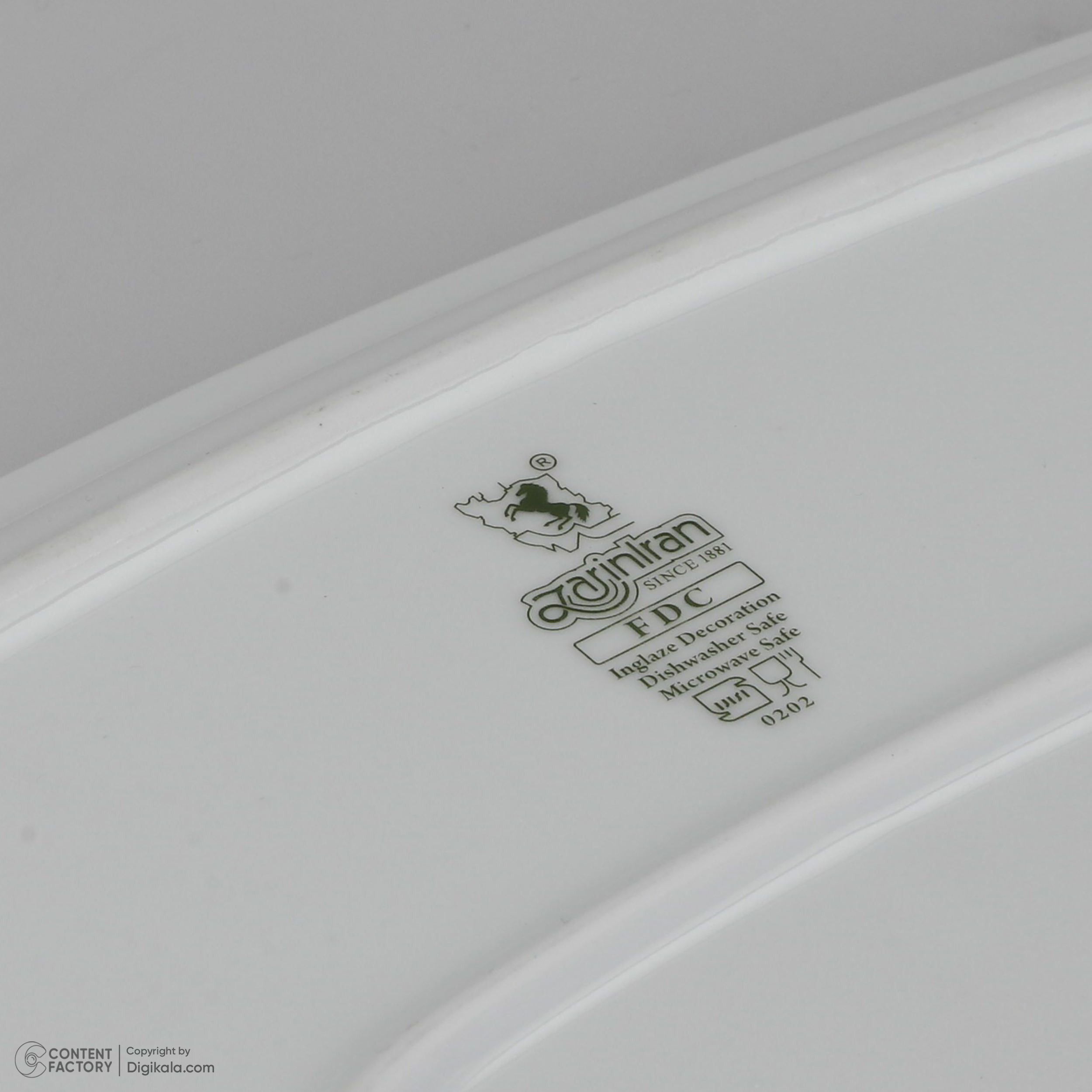 سرویس غذاخوری 27 پارچه چینی زرین ایران سری کواترو مدل ادلین درجه عالی