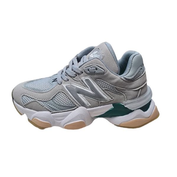 کفش پیاده‌روی بچگانه مدل طوفان