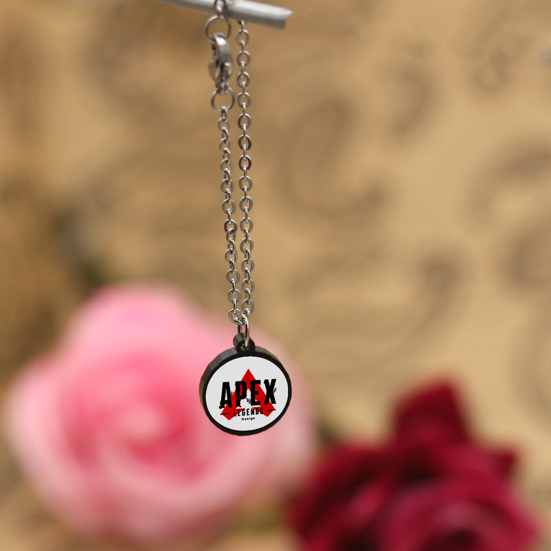 آویز ساعت زنانه ناکسیگو مدل شب تاب طرح Apex Legends کد AW9037 آویز ساعت زنانه ناکسیگو مدل شب تاب طرح Apex Legends کد AW9037