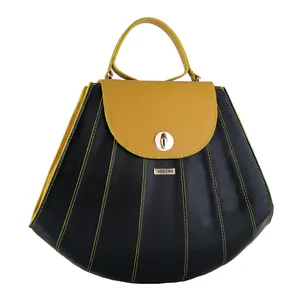 کیف دوشی زنانه چرم یلسان مدل آتریسا کد ATRS-074-BS-9