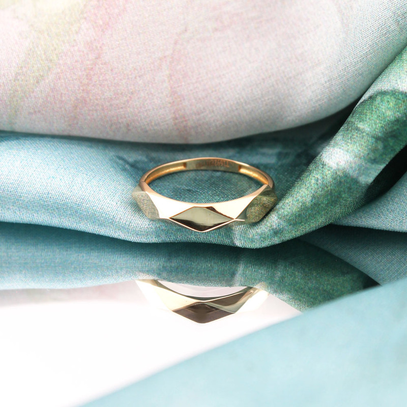 انگشتر طلا 18 عیار زنانه الی گالری مدل کندو نیمه سایز 53