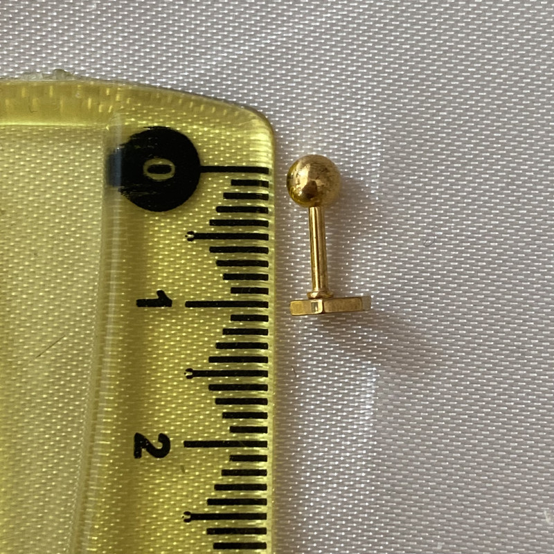 پیرسینگ گوش مدل شش ضلعی کد S پیرسینگ گوش مدل شش ضلعی کد S