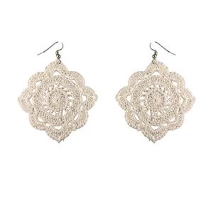 گوشواره دست دوز زنانه مدل قلاب بافی کد Gosh - 009