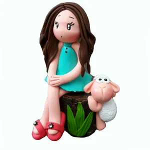 مجسمه مدل دختر و گوسفند کد 320