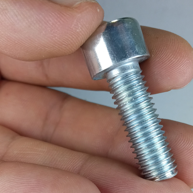 پیچ آلن مدل HI5 M10-30MM بسته 15 عددی