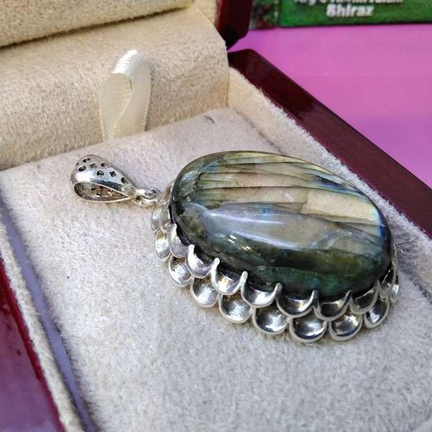 آویز گردنبند نقره زنانه مدل glsr-2005 آویز گردنبند نقره زنانه مدل glsr-2005