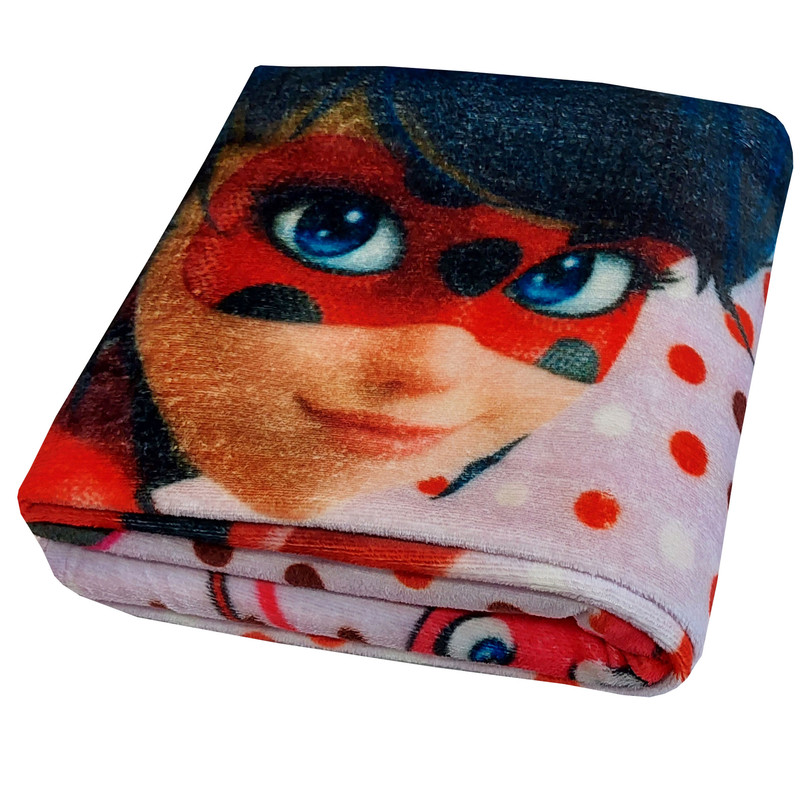 پتو مسافرتی طرح دختر کفشدوزکی کد 03 سایز 150x215 سانتی متر