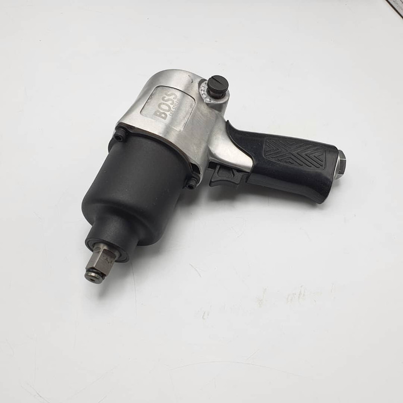 مجموعه 12 عددی آچار بکس بادی باس مدل -LIFE-STYLE-IWBS