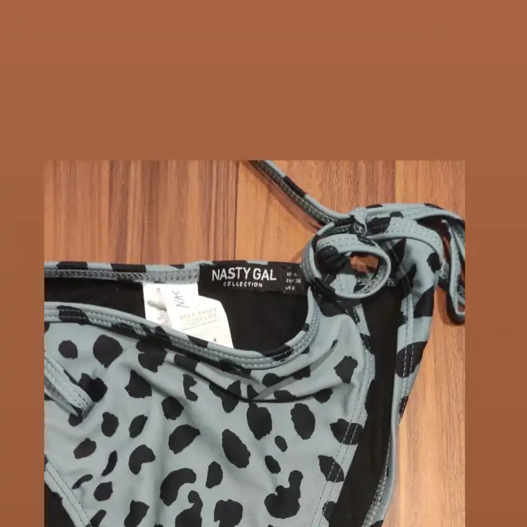 مایو زنانه ناستیگال مدل NA15