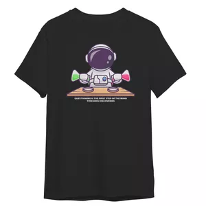 تی شرت آستین کوتاه مردانه مدل فضانورد شیمی دان کد 0526 رنگ مشکی