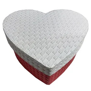 جعبه هدیه مدل عشق کد 2