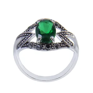 انگشتر نقره زنانه بازرگانی میلادی کد AW_134